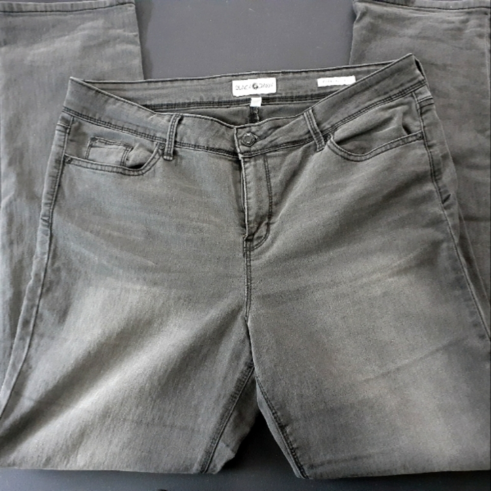 Black Daisy women's jeans